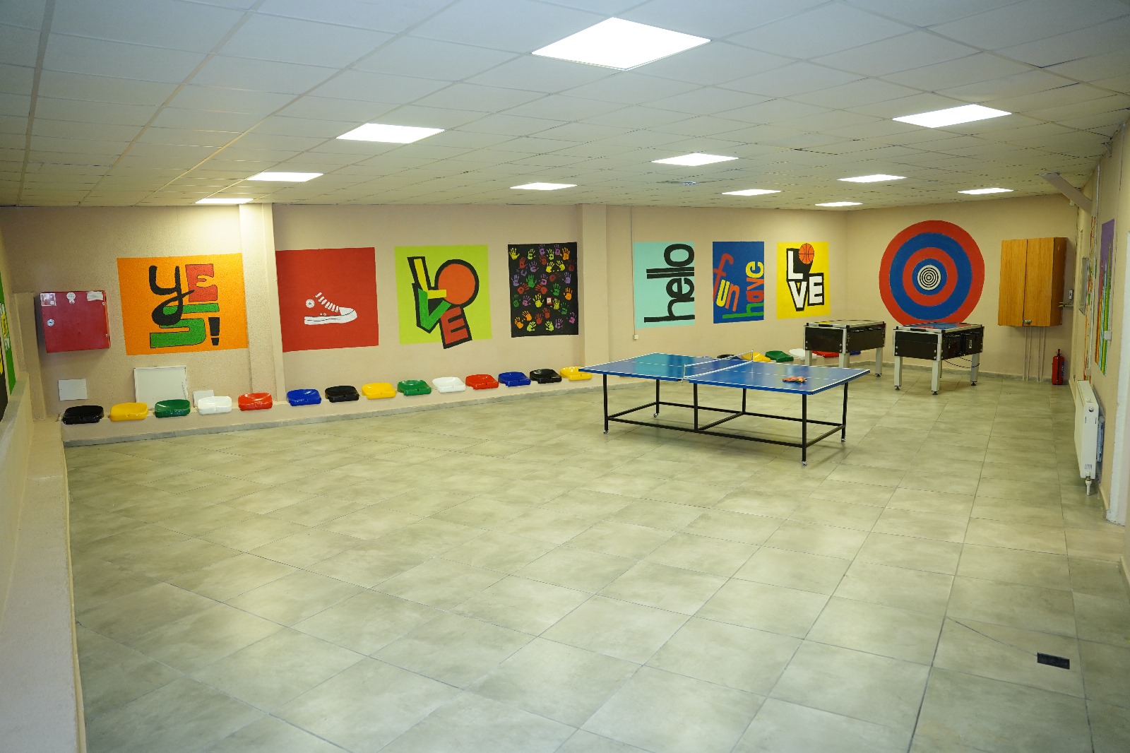 Beyoğlu Koleji - Spor Salonu